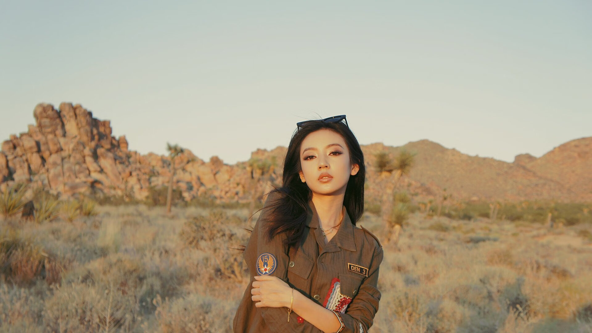 爱游戏官网-球员参加媒体开放日积极回应提问展现专业态度与表达能力，球员招募公告